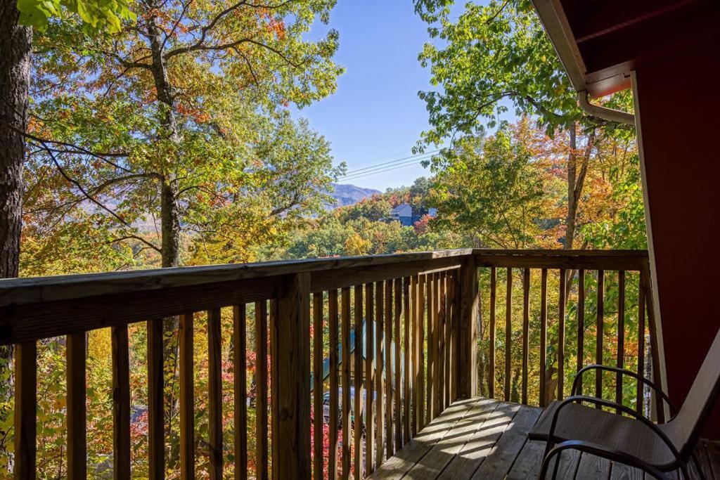 Four Bears Den, Hot Tub, 1089 Of Free Attraction Tickets For Each Paid Day, Dollywood And More Gatlinburg Dış mekan fotoğraf