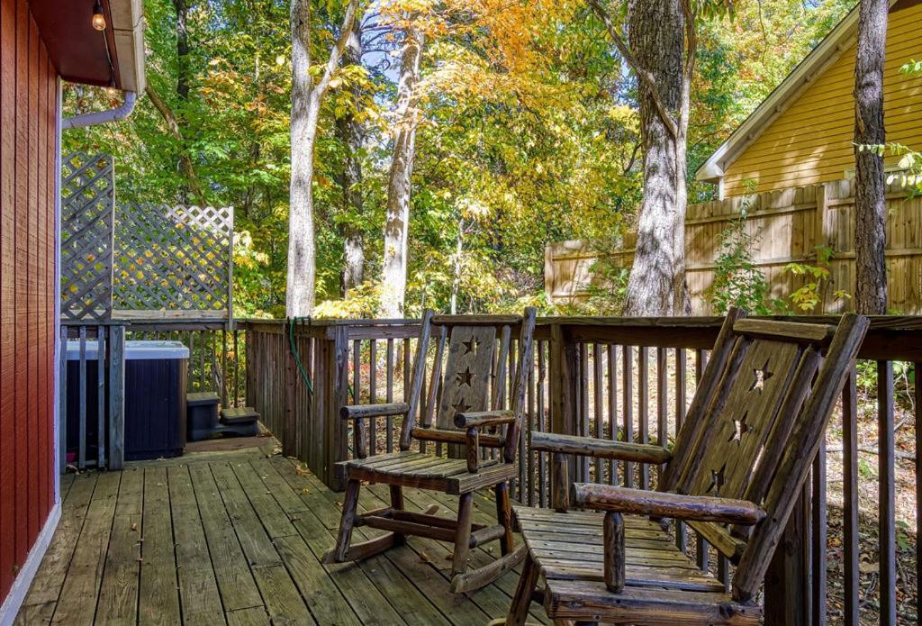 Four Bears Den, Hot Tub, 1089 Of Free Attraction Tickets For Each Paid Day, Dollywood And More Gatlinburg Dış mekan fotoğraf